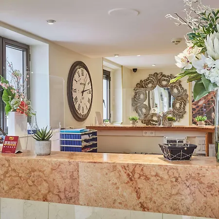 Beaugrenelle Tour Eiffel Hotel 3*