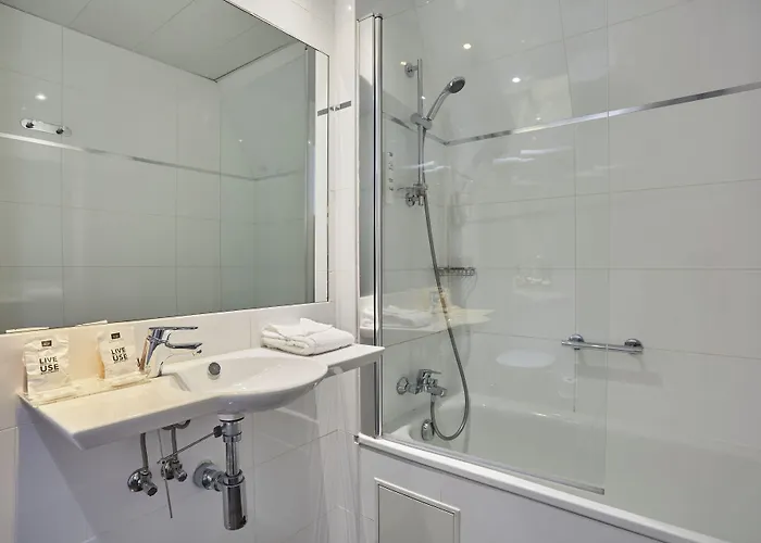 Beaugrenelle Tour Eiffel Hotel 3*