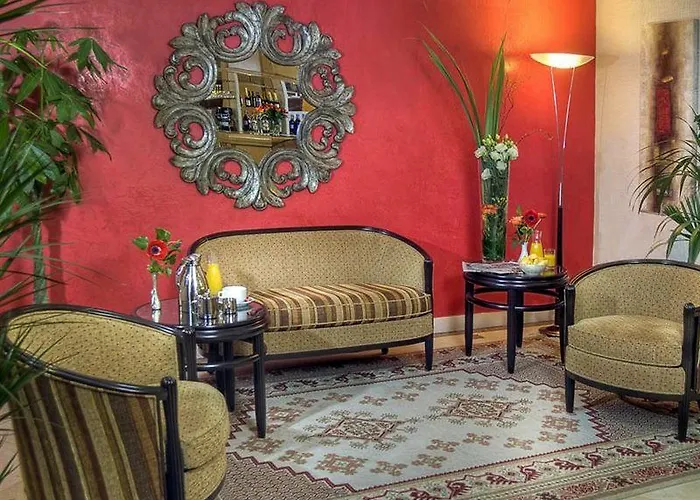 Beaugrenelle Tour Eiffel Hotel